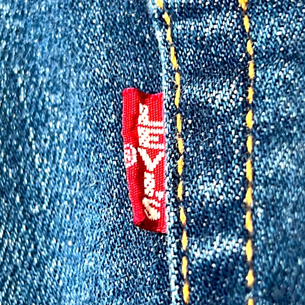 Big E Levi’s jeans